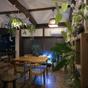 https://guest-house-hachi-hostel.hotels-in-kyoto.org