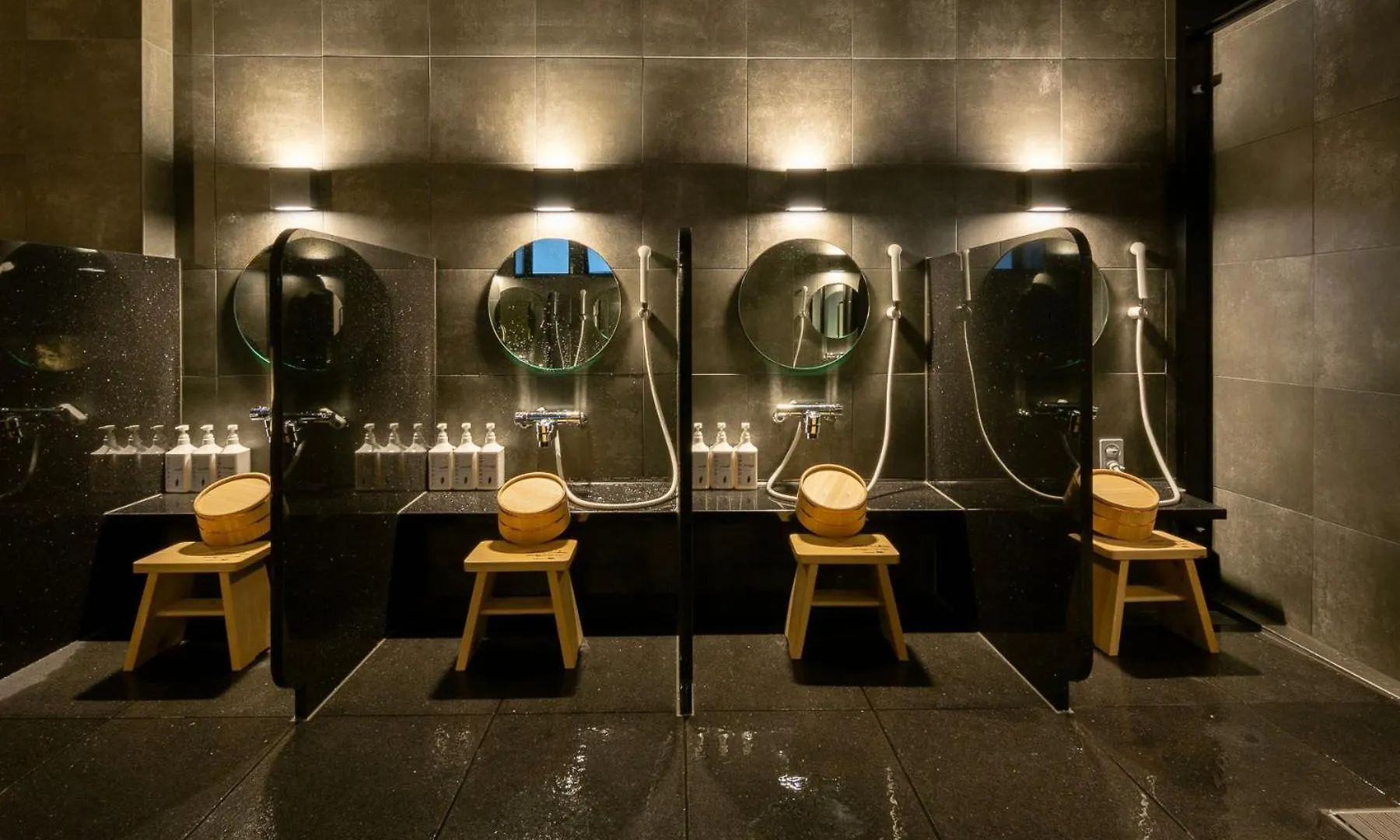 Super Hotel Ikebukuro West Natural Hot Spring Tokyo 3*,